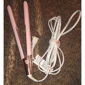 T3 singlepass luxe flat iron